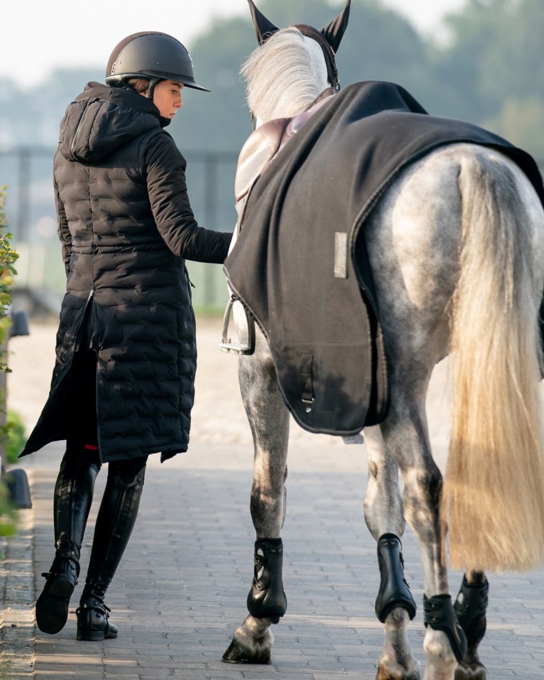 Long sleeveless jacket – Cathedral Equine