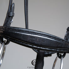 Load image into Gallery viewer, LOUTH Snaffle Bridle With Crocodile Patent Drop Noseband &amp; Clear crystal Crystal Browband