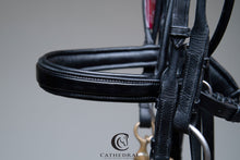 Load image into Gallery viewer, STENIGOT Snaffle Rolled Bridle With Cavesson Patent Noseband &amp; Plain Rolled Browband With Rolled Leather Reins