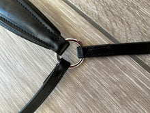 Load image into Gallery viewer, Drop noseband in black leather