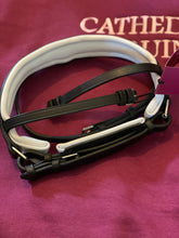 Load image into Gallery viewer, Flash noseband - white padding with black patent
