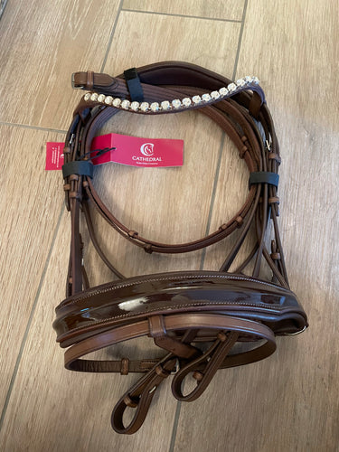 LEGBOURNE brown snaffle bridle with patent noseband and crystal browband